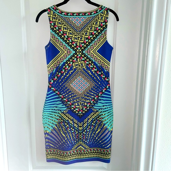 Aztec print sleeveless Bodycon mini Dress - Picture 2 of 7